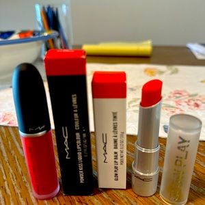 Super deal brand new mac lipsticks